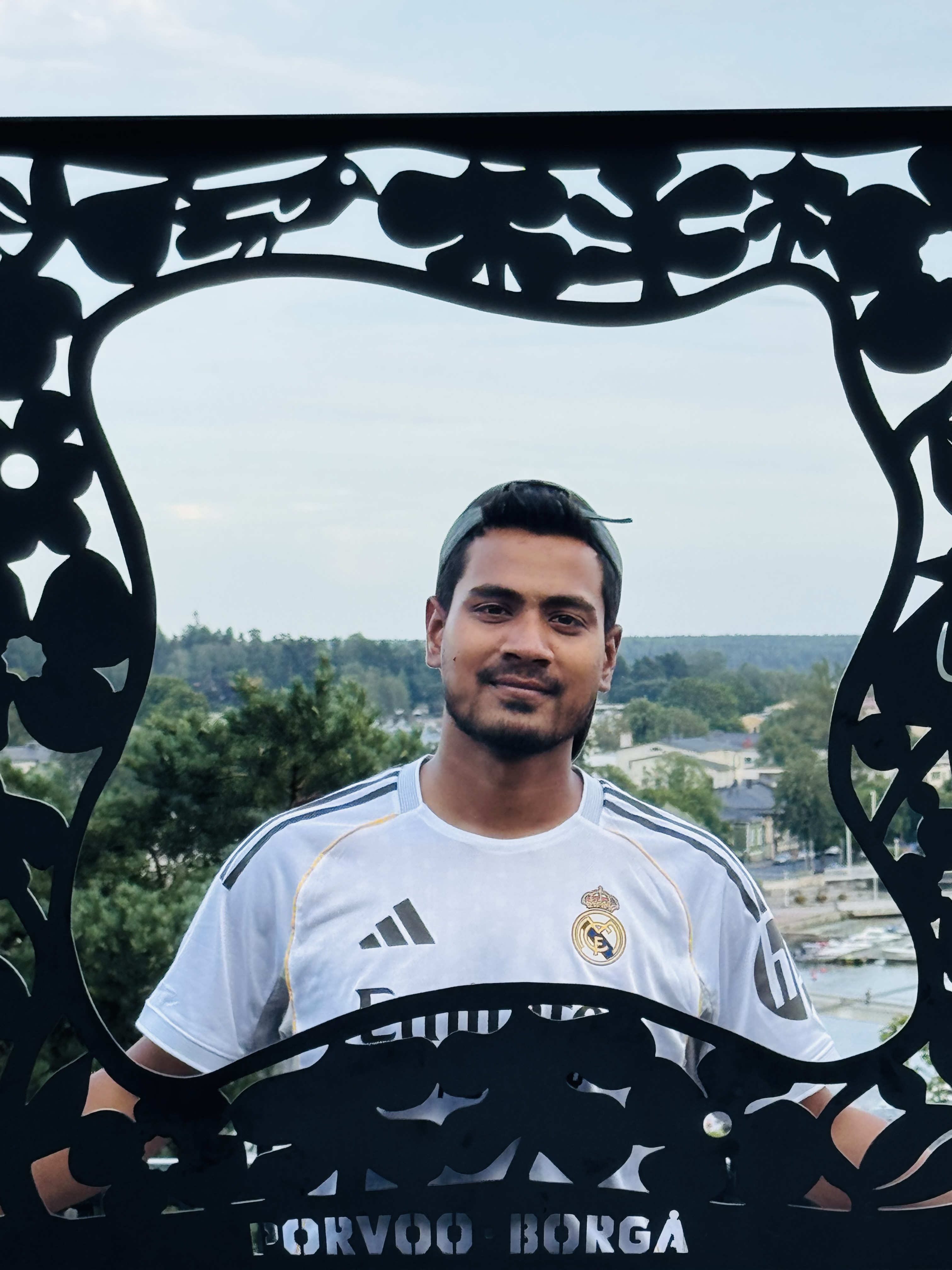 Md Shihabur Rahman Saekh